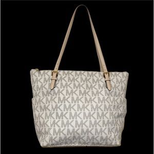 Michael Kors Beige/Off White Signature Coated Canvas Jet Set Tote